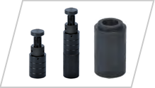LEVELLING JACKS AND HEIGHT BLOCKS